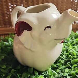 Vintage Shawnee Elephant Pitcher Creamer